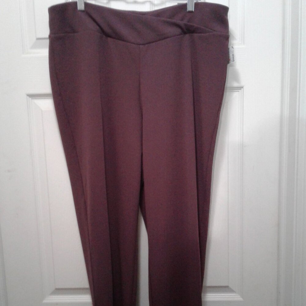 Maurices XL Reg High Rise Tapered Leg Maroon Pants